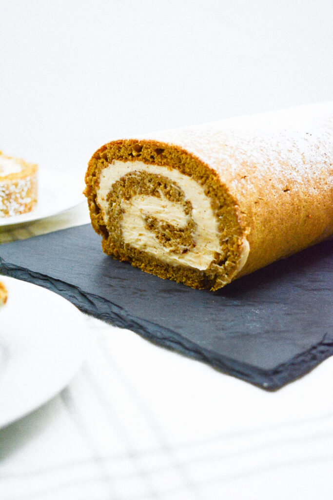 Popular Gingerbread Cake Roll (Holiday Entertaining)
